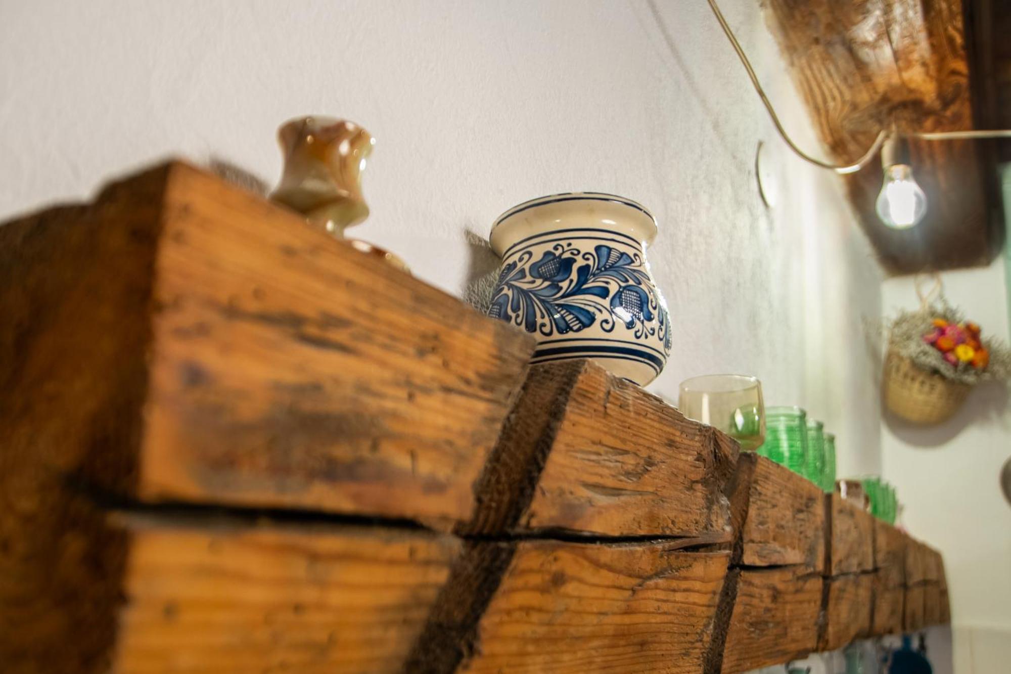 Bike House - 250-Year-Old Restored House In A Quiet Area Brasov Ngoại thất bức ảnh